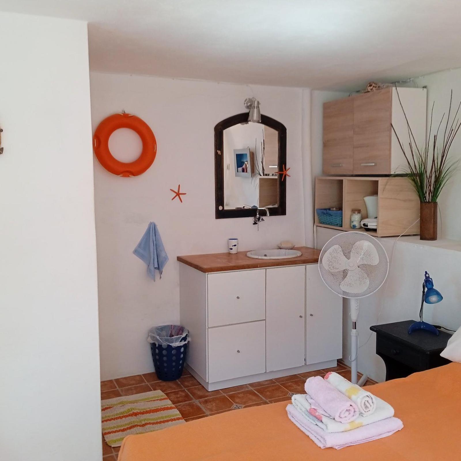 Cosy Studio In Allopronoia Sikinos Alopronia Luaran gambar